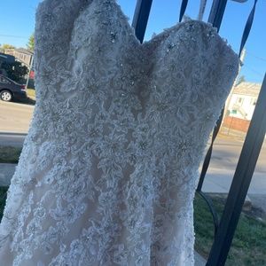 Wedding dress